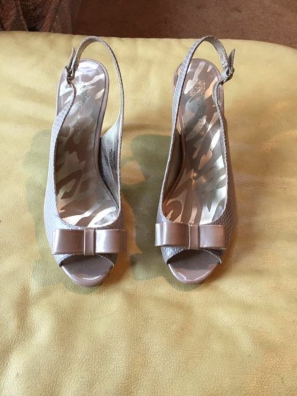 WOMEN ANNE KLEIN Design Fashion Leather Tan HIGH HEELS SHOES Sz 8.5M